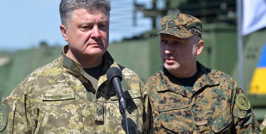 Петр порошенко и Александр Турчинов / Фото пресс-службы главы государства