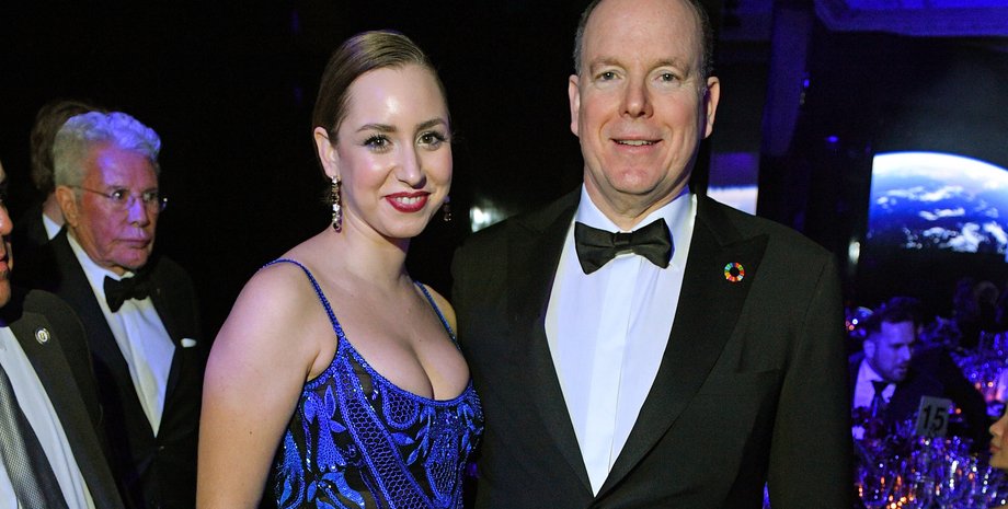 Альбер II с дочерью