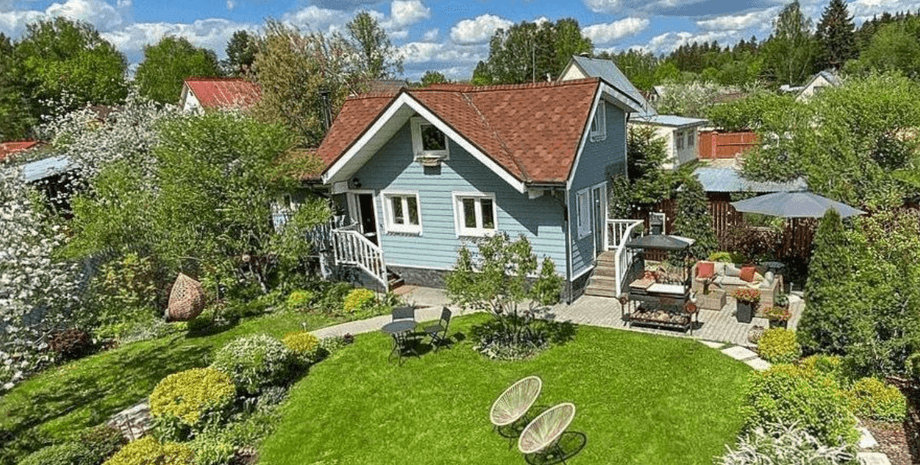 Дача влітку