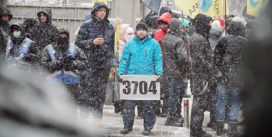 евробляхи, евробляхеры, еврономера, митинг, Верховная Рада, растаможка автомобилей, акция