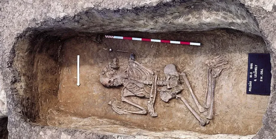 Археологи дослідили неолітичні поховання