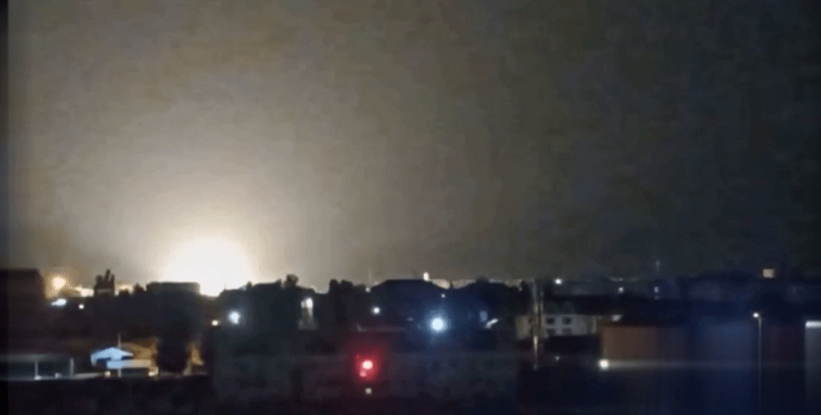 Взрыв в Феодосии Взрыв, нефтебаза, Феодосия, Крым