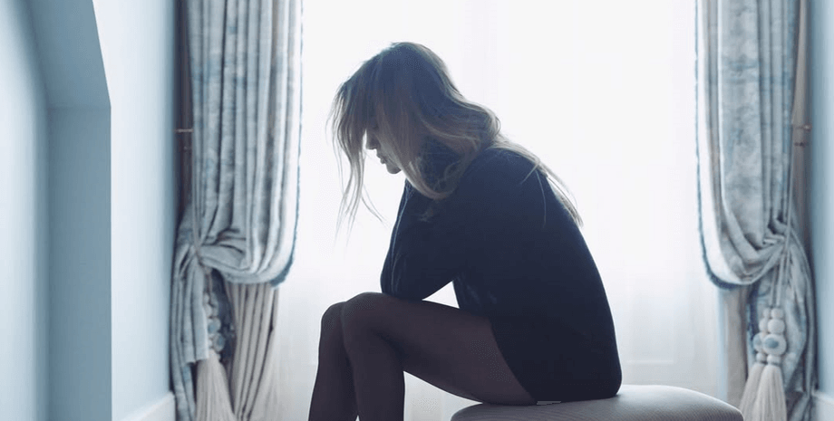 Анджеліна Джолі показала шрами