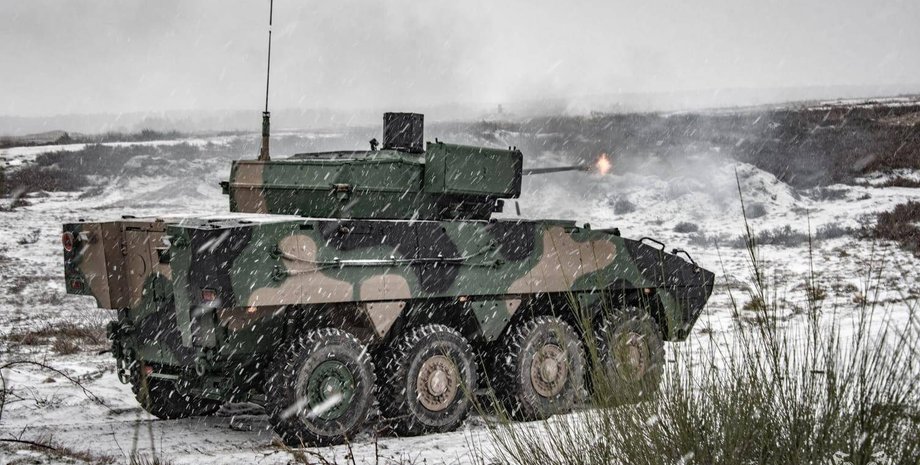 Польська бронемашина Rosomak