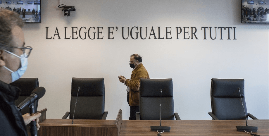 суд, итальянская мафия, дело над мафией, ндрангета, италия, суд в италии, мафиози, семья, Опг