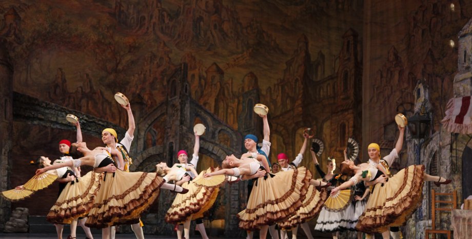 актори, танцюристи, вистава, опера