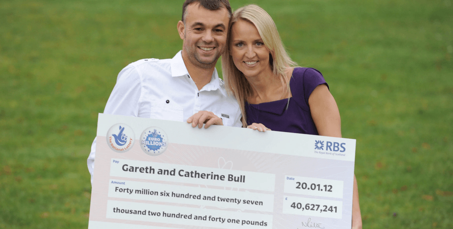 Победитель лотереи, лотерея, EuroMillions, роскошный дом, дом мечты, сорвал джекпот, Гарет Булл, пандемия, снес старый дом