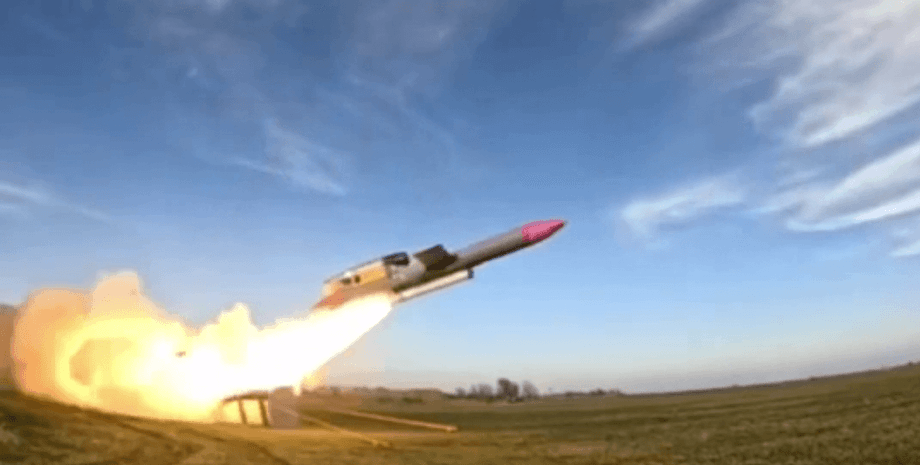 Ймовірні кадри випробування ракети Фламінго поширили ЗМІ