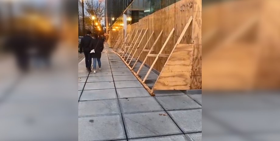 Выборы в США и угроза беспорядков, беспорядки Вашингтон, беспорядки выборы США, беспорядки Трамп выборы, щиты Вашингтон выборы