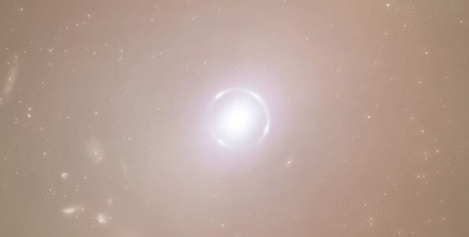 кольцо Ейнштейна NGC 6505