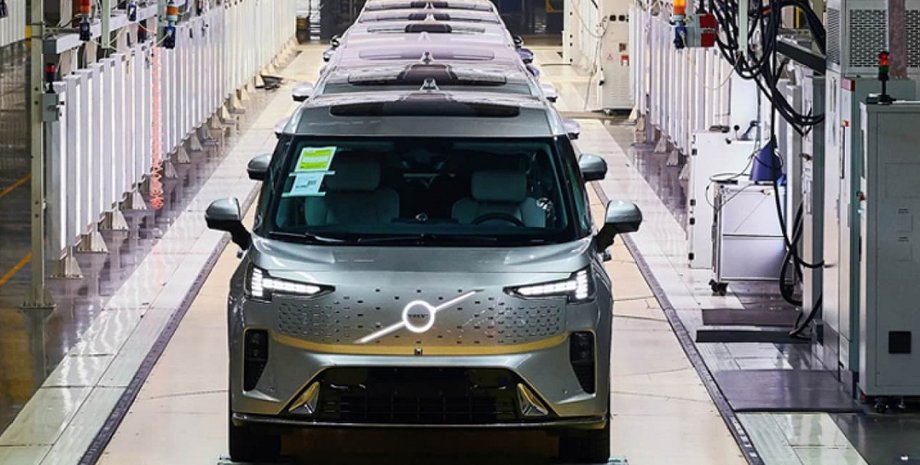 Volvo EM90, новый Volvo EM90, Volvo EM90 2024, электромобиль Volvo, минивэн Volvo