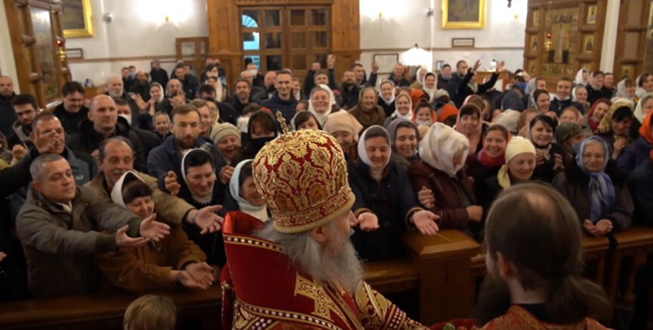 Пасхальное богослужение в Святогорской лавре. Фото: "Донецкие новости"