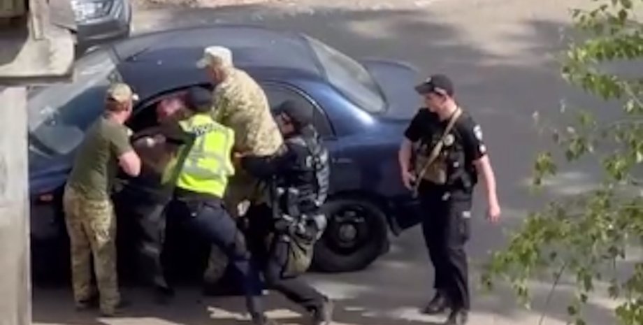 полиция, тцк, сумы, нетрезвый водитель, повестки