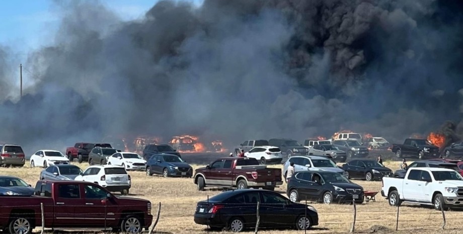 пожар в сша, пожар в авто, сгорело авто, сгорел автомобиль, масштабный пожар