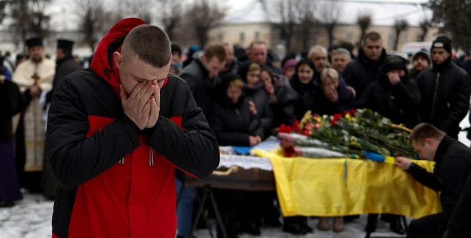 At the funeral of the champion of Ukraine from the ten-year-old Vladimir Androsh...