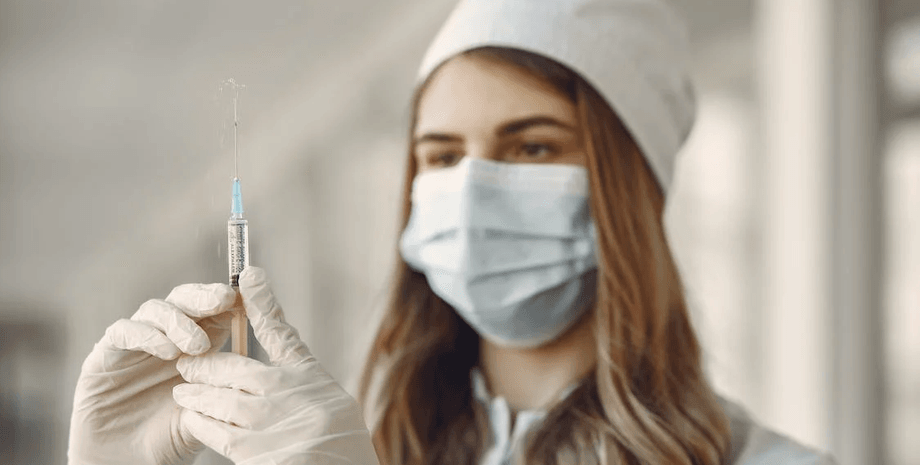 Доктор, врач, девушка притворилась врачом, доктор Кристина, самозванка, никто не заметил, мечтала стать врачом, лечила пациентов