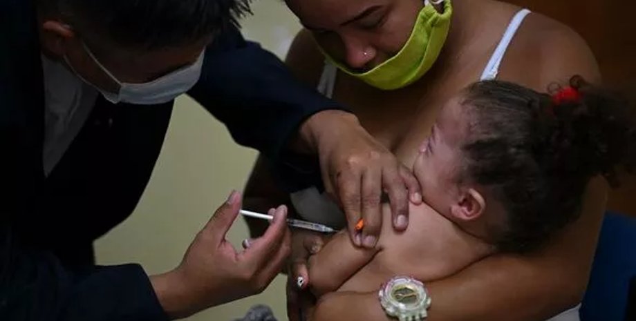 поліомієліт, спалах поліомієліту, поліомієліт вакцина