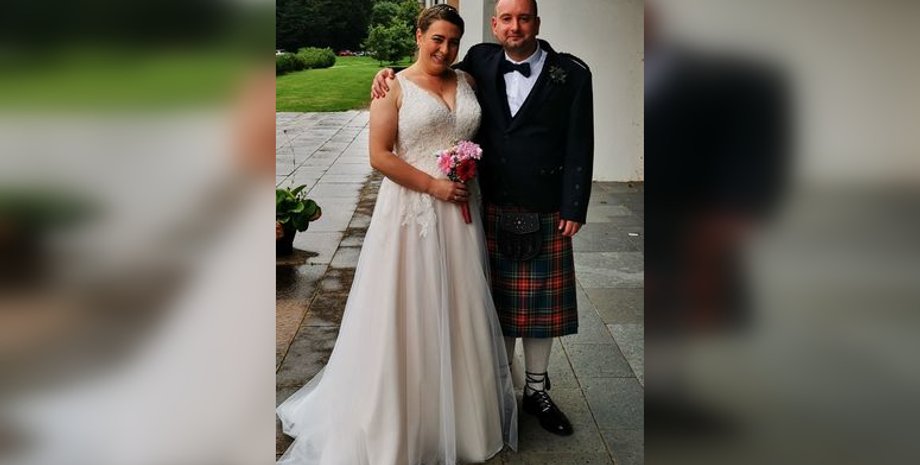 пара из шотландии, муж и жена, семейная пара, килт, невеста, жених