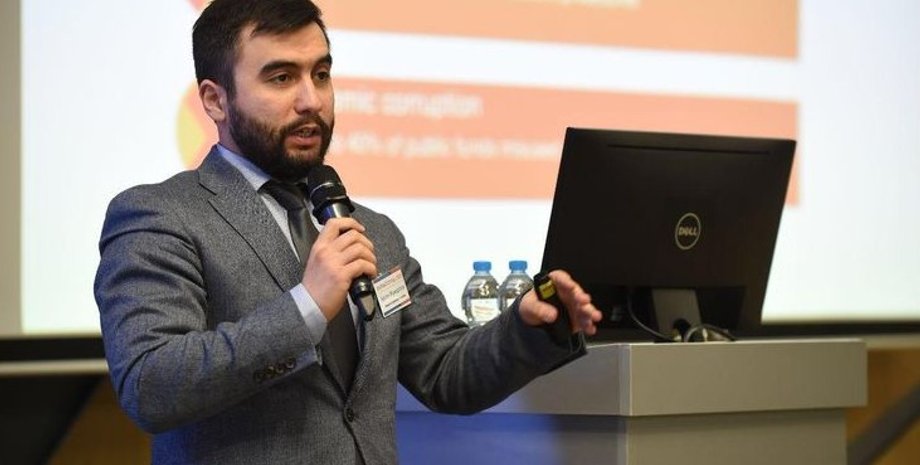 Директор МЗУ Арсен Жумадилов / Фото: hromadske.ua