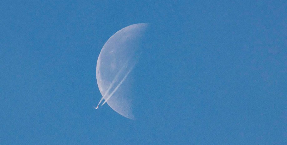 Місяць, день