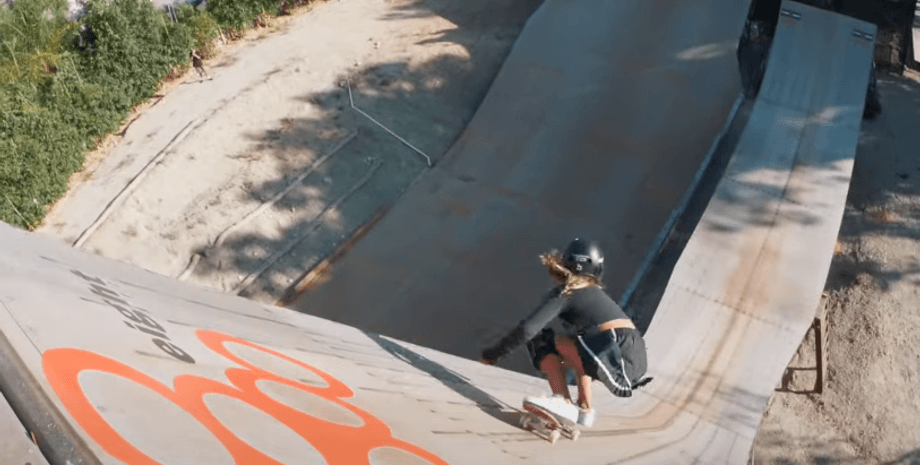 Скриншот видео