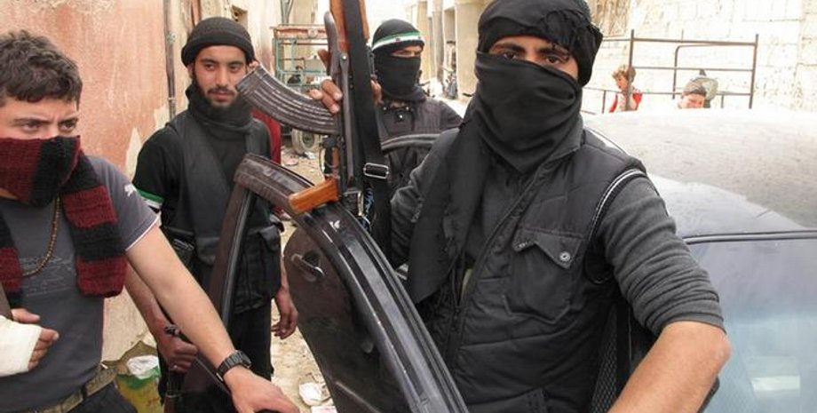 Сирийские повстанцы: Фото: kievskaya.com.ua