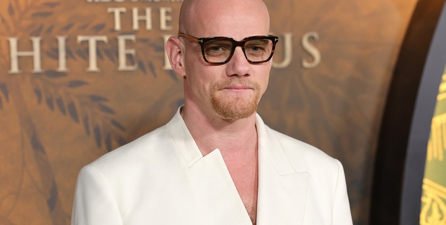 Юрій Колокольников, Білий лотос