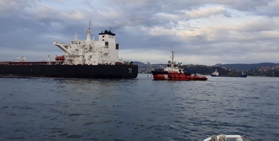 RAVA, танкер, нефтяной танкер, нефть, босфор, авария, поломка, пролив босфор, движение остановлено, закрыто движение