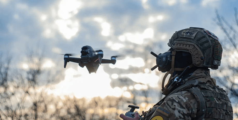 дрони, сбу дрони, атака дронами