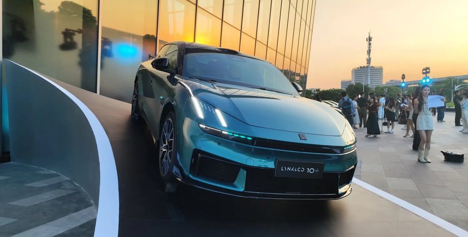 Lynk&Co 10+