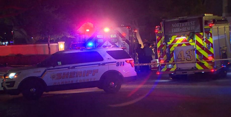 Полиция, скорая помощь, спасатели, машина,