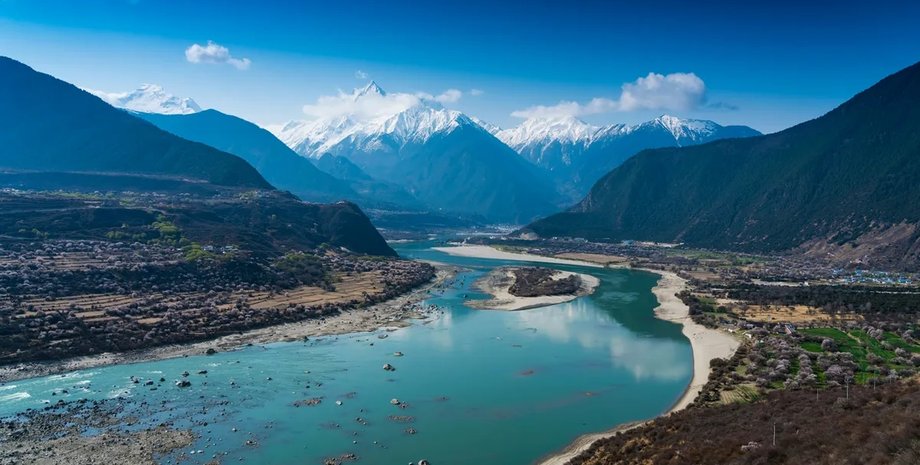 річка Ярлунг Цангпо будівництво гідроелектростанції