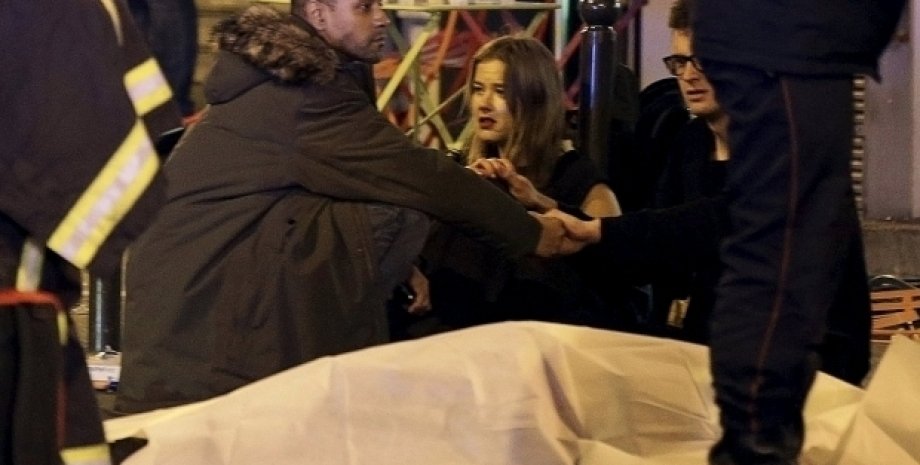 Последствия терактов в Париже / Фото: REUTERS