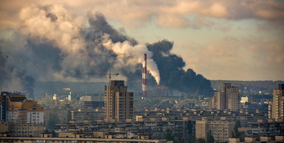 удар ракетою, попадання ракети, обстріли армії Росії, російські обстріли