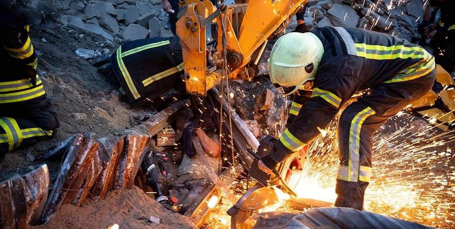ГСЧС Одесской области, Одесса морской порт ГСЧС, Одесса 21 июля, Одесса обвал в порту, ГСЧС ЧП в порту, морской порт обвал, морской порт 21 июля