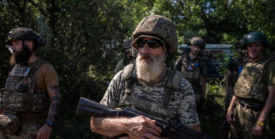 Снятие с воинского учета в Украине, статус военнообязанного