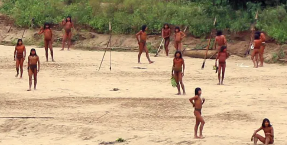 Машко Пиро, одно из самых закрытых в мире племен взбунтовалось против лесозаготовителей, Перу, аборигены, дикари