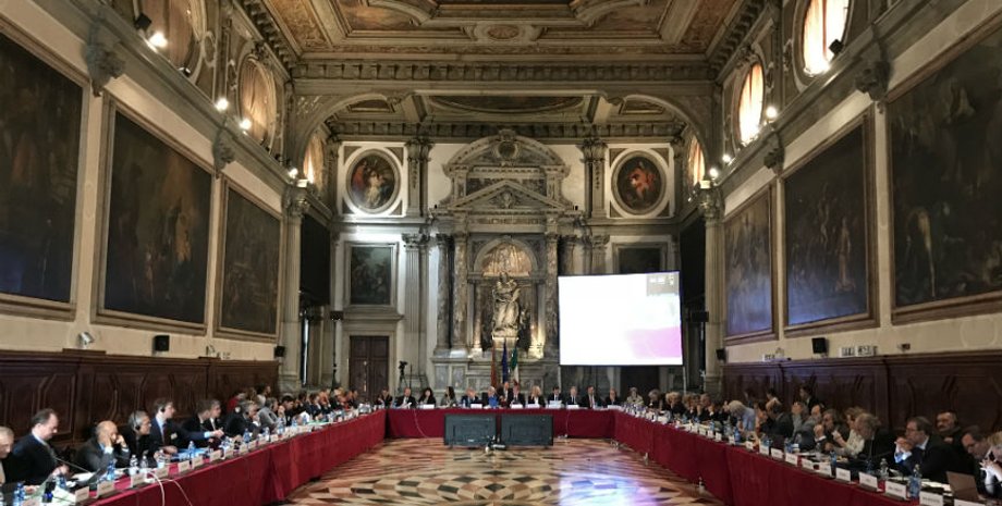 Венецианская комиссия запрос зеленский