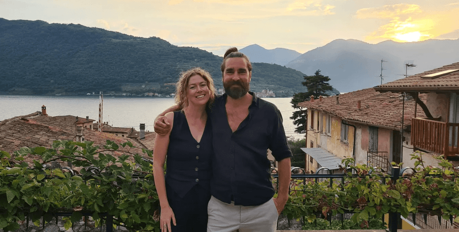 Супруги живут в заброшенной квартире, заброшенная квартира, жилье, дом, ремонт дома, жилье в Италии, семья купила дом