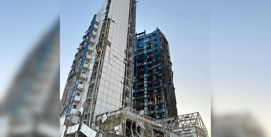 Морський вокзал Одеса, готель Одеса, прильоти по Одесі, обстріл Одеси