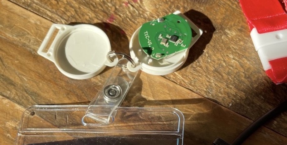 чип, Huawei, бейджик, бейдж