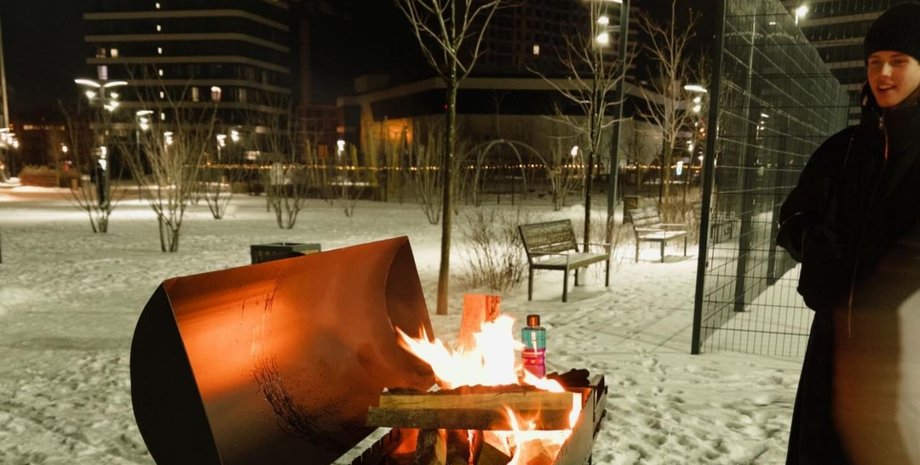 ЖК "Республика" вечеринка Жители Киева устроили танцы во время блэкаута