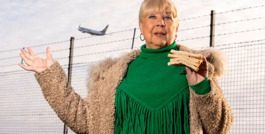 Авіакомпанія Jet2, скандал через сендвіч, за який не заплатила 79-річна пасажирка, курйозні історії