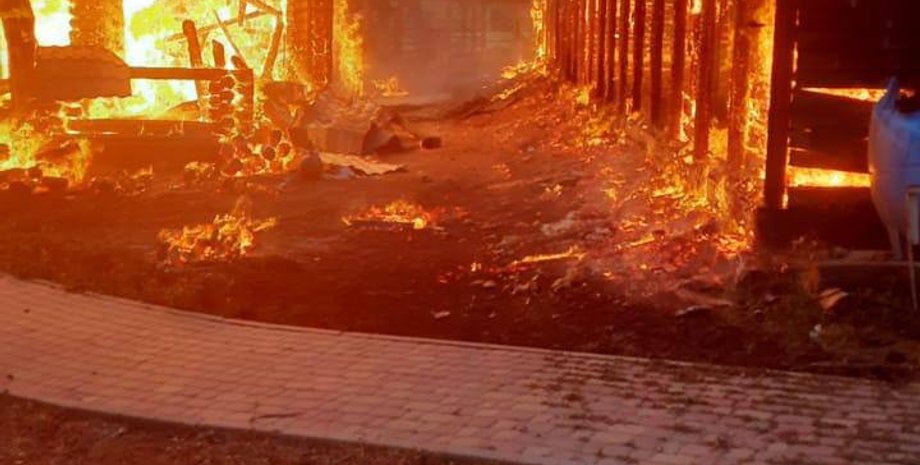 Последствия вражеского ракетного обстрела Харькова