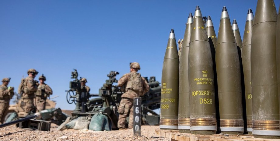 ЄС виділив гроші на збройні заводи і Захід поступово будує нові виробництва для виготовлення снарядів різних типів, розповіло The Financial Times