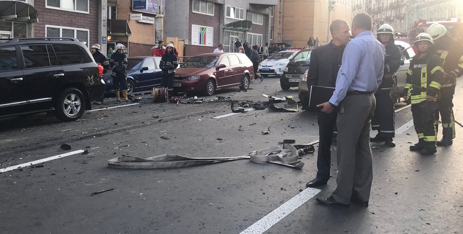 На месте взрыва / Фото: twitter.com/MVS_UA