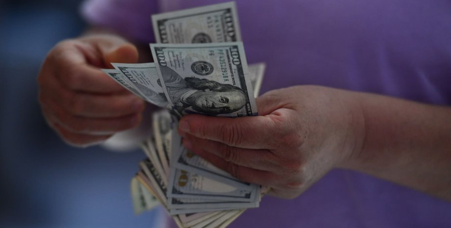 зношені купюри, старі долари, обміняти долари на нові