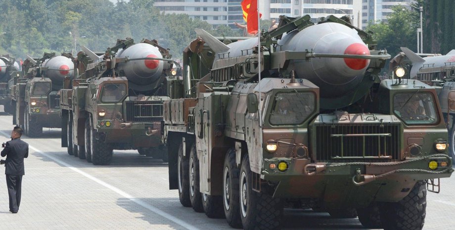 ядерное оружие в кндр