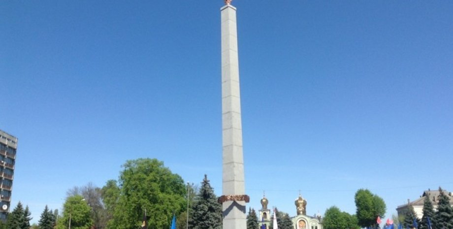 В Черкассах открыли памятник "Борцам за волю Украины" / Фото: ukranews.com