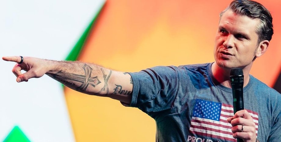 Пит Хегсет, министр обороны сша, татуировки пита хегсета, пит хегсет татуировки